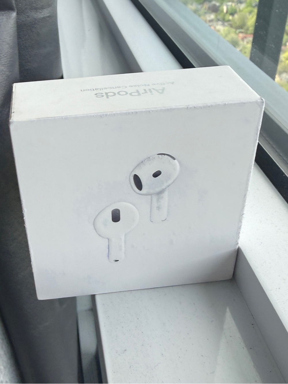 Apple AirPods 4 (ANC) – Brand New